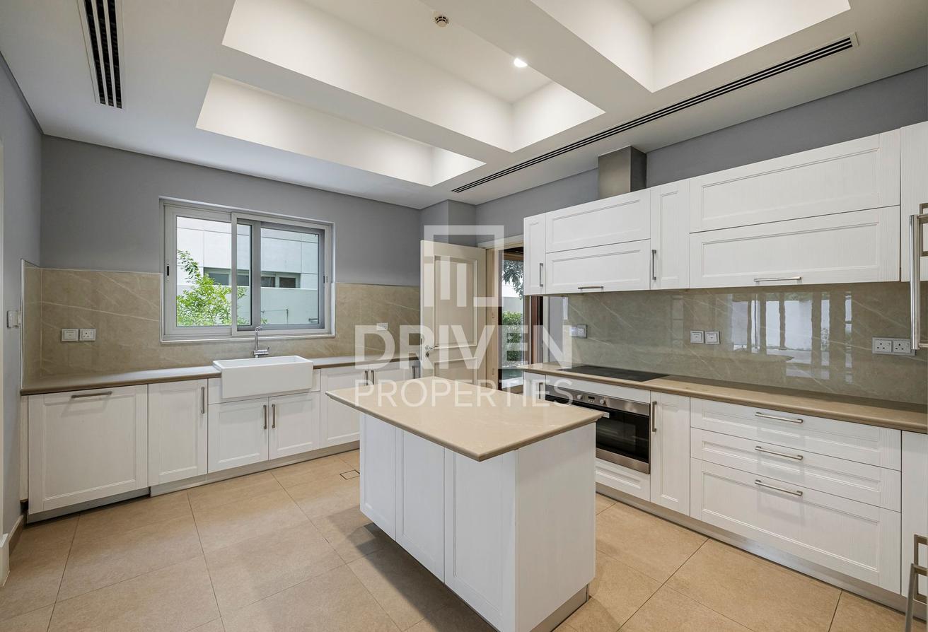 Meditteranean Villa | Ultra Luxurious | Park View photo 19