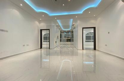 Apartment - 4 Bedrooms - 3 Bathrooms for rent in Khalifa City A Villas - Khalifa City A - Khalifa City - Abu Dhabi Apartment - 4 Bedrooms - 3 Bathrooms for rent in Khalifa City A Villas - Khalifa City A - Khalifa City - Abu Dhabi