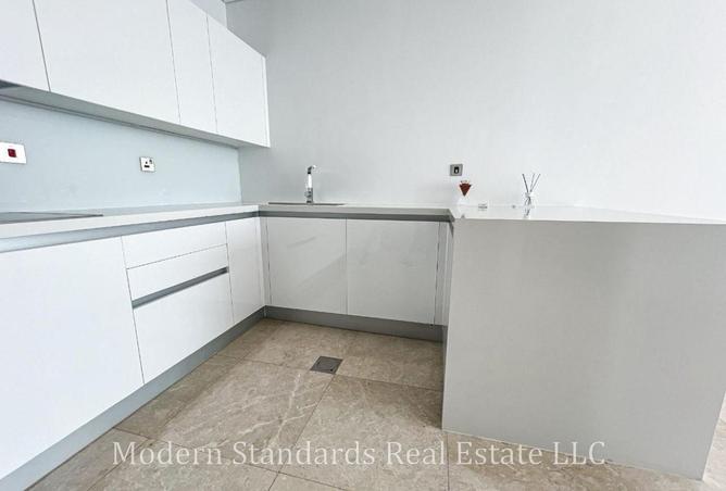 Above 35th Floor | Full Sea View | Unfurnished 3BR photo 3