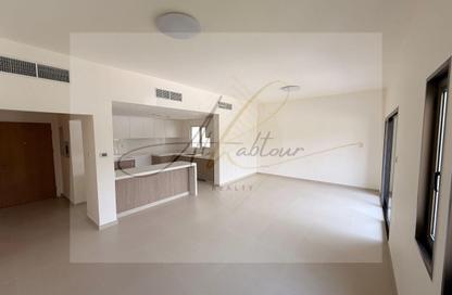 Apartment - 3 Bedrooms - 3 Bathrooms for rent in The Gardens Building 29 - The Gardens Buildings - The Gardens - Dubai Apartment - 3 Bedrooms - 3 Bathrooms for rent in The Gardens Building 29 - The Gardens Buildings - The Gardens - Dubai