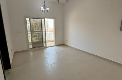 Apartment - Studio - 1 Bathroom for rent in Al Amira Village - Al Yasmeen - Ajman