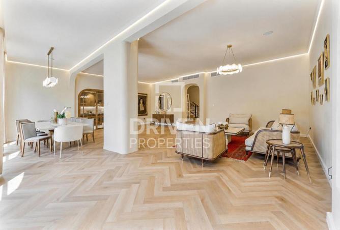 100860230 - Property Main Image
