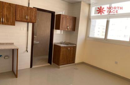 Apartment - Studio - 1 Bathroom for rent in Muwaileh - Sharjah