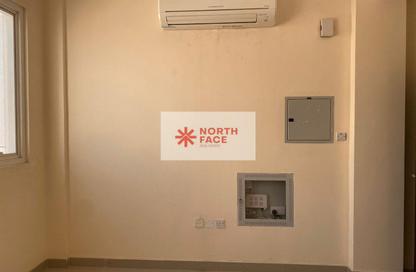 Apartment - Studio - 1 Bathroom for rent in Muwaileh - Sharjah Apartment - Studio - 1 Bathroom for rent in Muwaileh - Sharjah