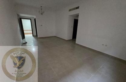 Apartment - 2 Bedrooms - 2 Bathrooms for rent in Al Qulaya'ah - Al Sharq - Sharjah