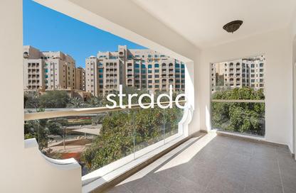 Apartment - 2 Bedrooms - 3 Bathrooms for sale in Abu Keibal - Shoreline Apartments - Palm Jumeirah - Dubai