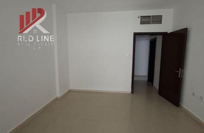 Apartment - 1 Bedroom - 2 Bathrooms for rent in New Al Taawun Road - Al Taawun - Sharjah