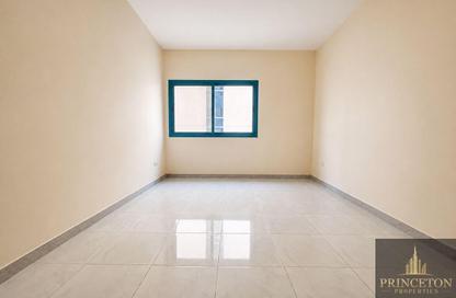 Apartment - 1 - 2 for rent in Golden Sands 12 - Al Mankhool - Bur Dubai - Dubai