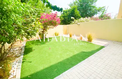 فيلا - 2 غرف نوم - 3 حمامات للايجار في الينابيع 15 - الينابيع - دبي