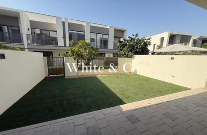 Townhouse - 3 - 3 for rent in Aura Gardens - Tilal Al Ghaf - Dubai