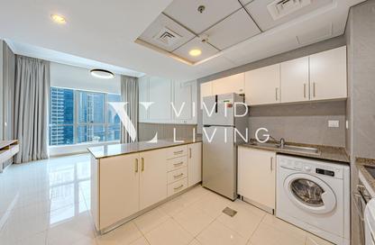 Apartment - 1 - 2 for rent in Bay Central Tower West - Bay Central - Dubai Marina - Dubai