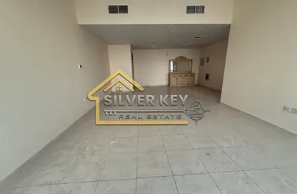 Apartment - 2 Bedrooms - 2 Bathrooms for rent in Al Majaz 2 - Al Majaz - Sharjah