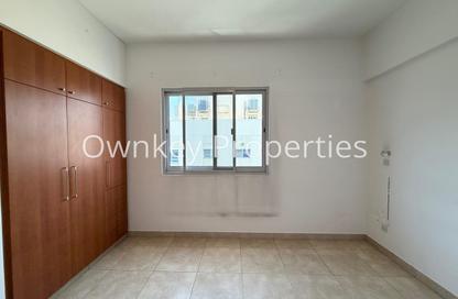 Apartment - 2 Bedrooms - 3 Bathrooms for rent in Blue Waves Residence - Al Mankhool - Bur Dubai - Dubai