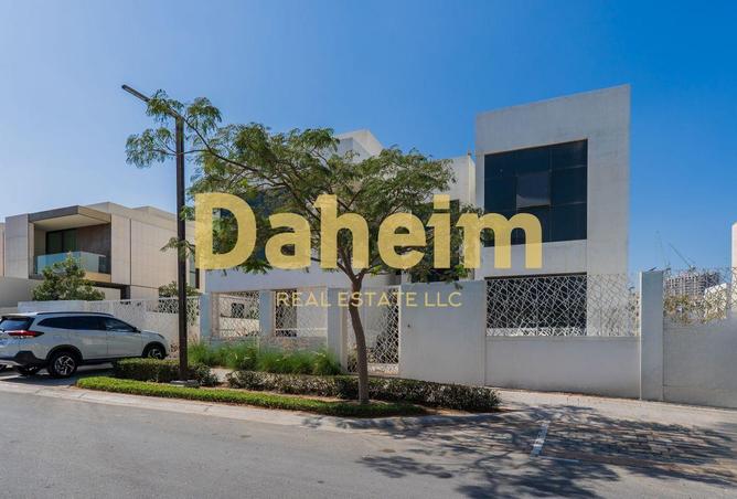 74240717 - Property Image 3