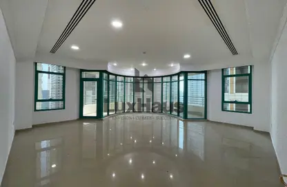 Apartment - 3 Bedrooms - 4 Bathrooms for rent in Marina Crown - Dubai Marina - Dubai