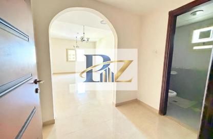 Apartment - 1 - 2 for rent in Muwaileh 29 Building - Muwaileh - Sharjah
