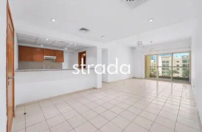 شقة - غرفة نوم - 1 حمام للايجار في الأرتا 4 - الأرتا - جرينز - دبي