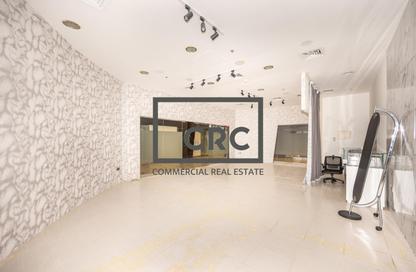 Retail - Studio - 1 for rent in Al Fattan Marine Tower - Al Fattan Marine Towers - Jumeirah Beach Residence - Dubai