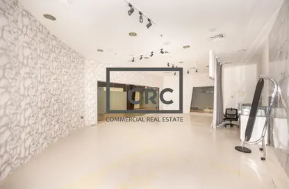 Retail - Studio - 1 Bathroom for rent in Al Fattan Marine Tower - Al Fattan Marine Towers - Jumeirah Beach Residence - Dubai