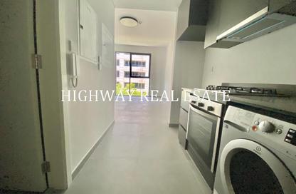 Apartment - Studio - 1 Bathroom for rent in Tiraz 2 - Aljada - Sharjah Apartment - Studio - 1 Bathroom for rent in Tiraz 2 - Aljada - Sharjah