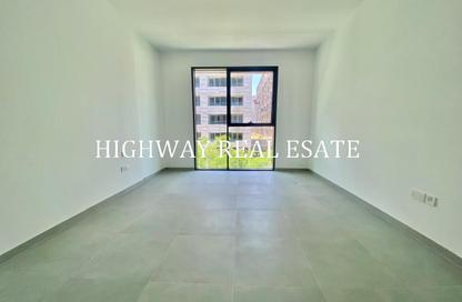 Apartment - Studio - 1 Bathroom for rent in Tiraz 2 - Aljada - Sharjah