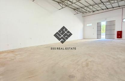 Warehouse - Studio - 1 Bathroom for rent in Umm Al Thuoob - Umm Al Quwain