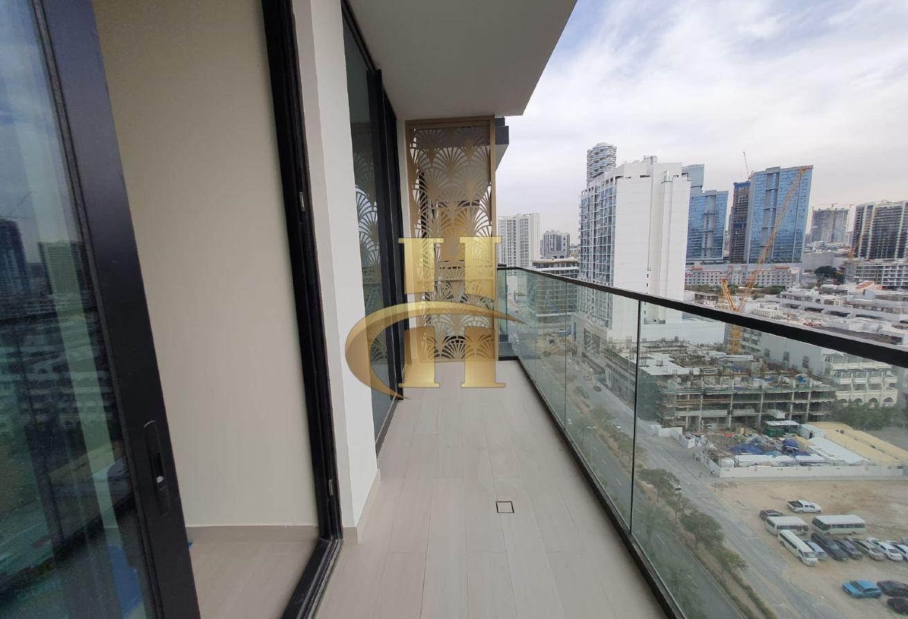 Lavish 2 BHK | High floor | Private Pool photo 4