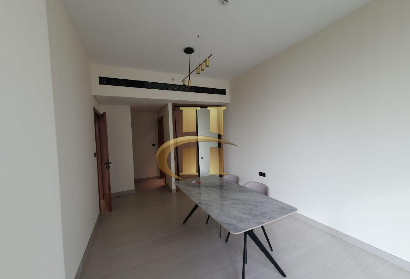 Lavish 2 BHK | High floor | Private Pool photo 5