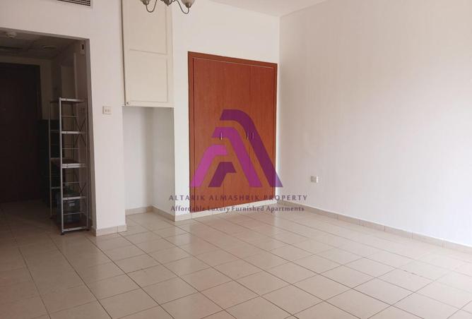 120669380 - Property Image 3