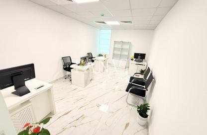 Office Space - Studio - 1 Bathroom for rent in Fatima Mohammad Ahmad Bin Suleiman Building - Al Raffa - Bur Dubai - Dubai
