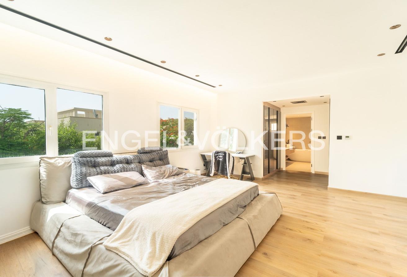 Available August | Fully Upgraded | Private Pool photo 9