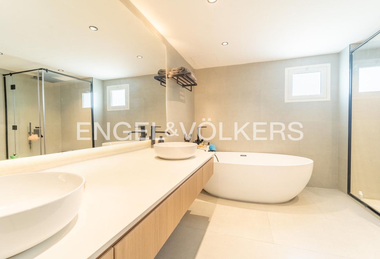 Available August | Fully Upgraded | Private Pool photo 13