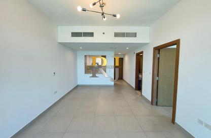 Apartment - 1 Bedroom - 2 Bathrooms for rent in Al Nasr Square - Oud Metha - Bur Dubai - Dubai