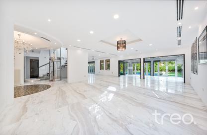 Villa - 5 - 6 for sale in District 1 - Jumeirah Park - Dubai Villa - 5 - 6 for sale in District 1 - Jumeirah Park - Dubai