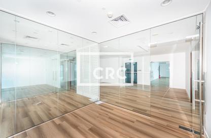 Office Space - Studio for rent in Single Business Tower - Business Bay - Dubai