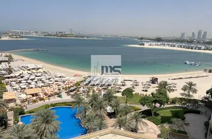 Apartment - 3 Bedrooms - 4 Bathrooms for rent in Al Das - Shoreline Apartments - Palm Jumeirah - Dubai
