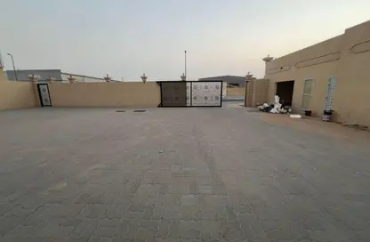 مستودع - استوديو - 2 حمامات للايجار في السجع إس - الصجعة - الشارقة