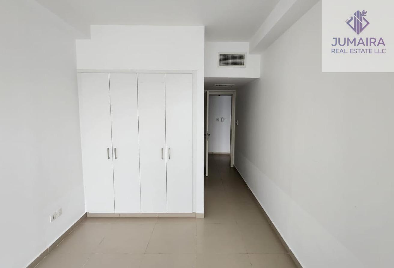 Luxury 2BR IM MARJAN ISLAND Beach Access POOL GYM