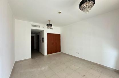 Apartment - Studio - 1 Bathroom for rent in Boulevard Central Tower 2 - Boulevard Central Towers - Downtown Dubai - Dubai Apartment - Studio - 1 Bathroom for rent in Boulevard Central Tower 2 - Boulevard Central Towers - Downtown Dubai - Dubai