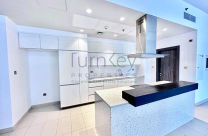 Apartment - 3 Bedrooms - 5 Bathrooms for rent in Oia Residence - Motor City - Dubai