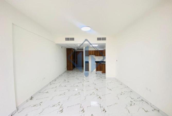 70670963 - Property Image 2