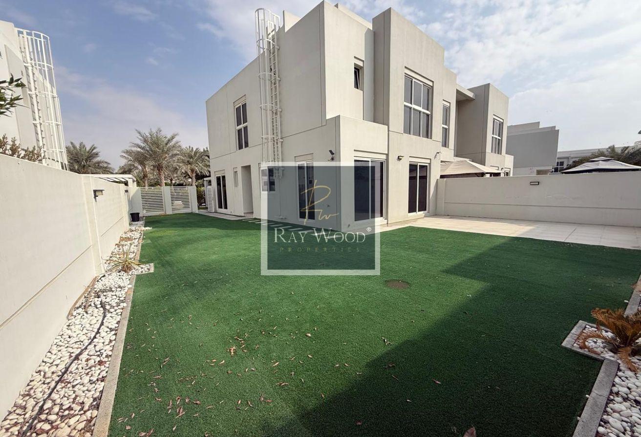 Larger Plot | 4BR Type A Corner | On Pool and Park photo 2