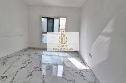 Apartment - 2 Bedrooms - 3 Bathrooms for rent in Muwailih Building - Muwaileh - Sharjah