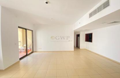 Apartment - 3 Bedrooms - 4 Bathrooms for sale in Shams 2 - Shams - Jumeirah Beach Residence - Dubai