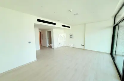 Office Space - Studio - 1 Bathroom for rent in Binghatti Emerald - District 15 - Jumeirah Village Circle - Dubai