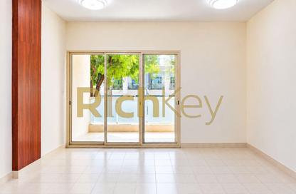 Apartment - 1 - 1 for rent in Al Dhafra 3 - Al Dhafra - Greens - Dubai
