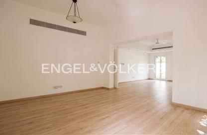 Townhouse - 4 Bedrooms - 4 Bathrooms for rent in Zulal 2 - Zulal - The Lakes - Dubai