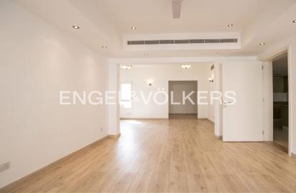 Townhouse - 4 Bedrooms - 4 Bathrooms for rent in Zulal 2 - Zulal - The Lakes - Dubai