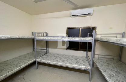 Labor Camp - Studio for rent in Al Quoz Industrial Area 4 - Al Quoz Industrial Area - Al Quoz - Dubai