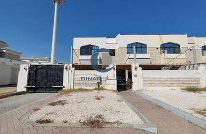 Villa - 5 Bedrooms - 6 Bathrooms for rent in Cornich Al Khalidiya - Al Khalidiya - Abu Dhabi Villa - 5 Bedrooms - 6 Bathrooms for rent in Cornich Al Khalidiya - Al Khalidiya - Abu Dhabi